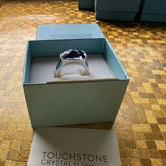 Tanzanite Ring (purple) Size 8 - Picture 2 of 4